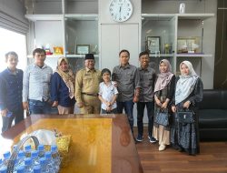Pj. Sekda Yusri Ajak Wartawan Memberitakan dengan Mengkritik yang Membangun Bukan Memukul