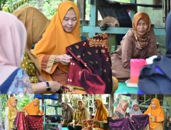 Ketua Umum Dekranasda Kabupaten Kampar Ricana Djayanti Sambangi Rumah Kelompok Produksi Tenun Songket