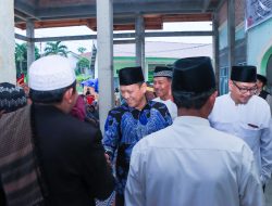 Safari Ramadhan Di Masjid Al-Ikhlas Desa Pandau Jaya, Pj Bupati Kampar Ajak Masyarakat Memakmurkan Masjid
