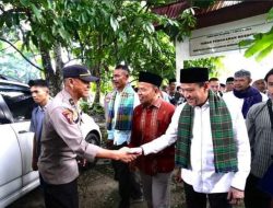 Pj Bupati Kampar Ziarah Kubur di Desa Pulau Lawas Dalam Rangka Hari Raya Enam