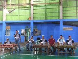 Pj Bupati Kampar Diwakili Kadisdikpora M Aidil Buka Open Turnamen Batminton PWI Kampar/PBSI Kampar Cup I