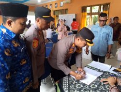 Kapolres Kampar dan Ketua Bawaslu Sambangi PPK Kampa Saat Gelar Rapat Pleno Rekapitulasi Penghitungan Suara