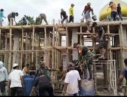 Babinsa Koramil 07/Kampar dan Warga Laksanakan Goro Bangun Musholla