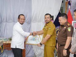 Lapas Bangkinang Berikan Pemkab Kampar Penghargaan Atas Dukungan Pembinaan